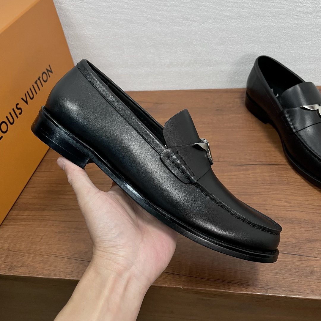 Louis Vuitton Major Black Loafers